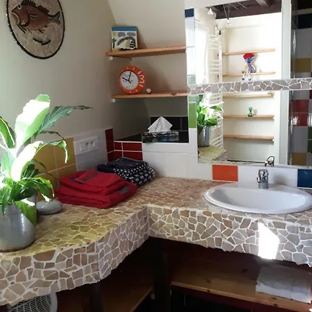 Bed & Breakfast Maison Du Pompinaud *